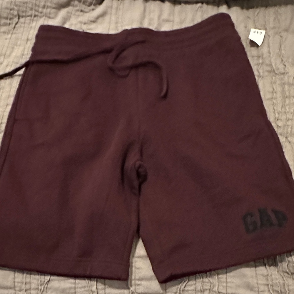 GAP burgundy Shorts